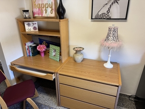 student_desk.jpg